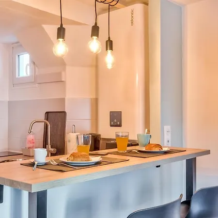 Studio Cosy En Plein Coeur Historique De Apartment Pontoise